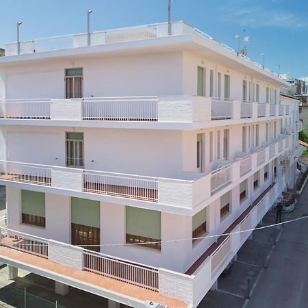 Hotel Jolanda Bellaria-Igea Marina Dış mekan fotoğraf