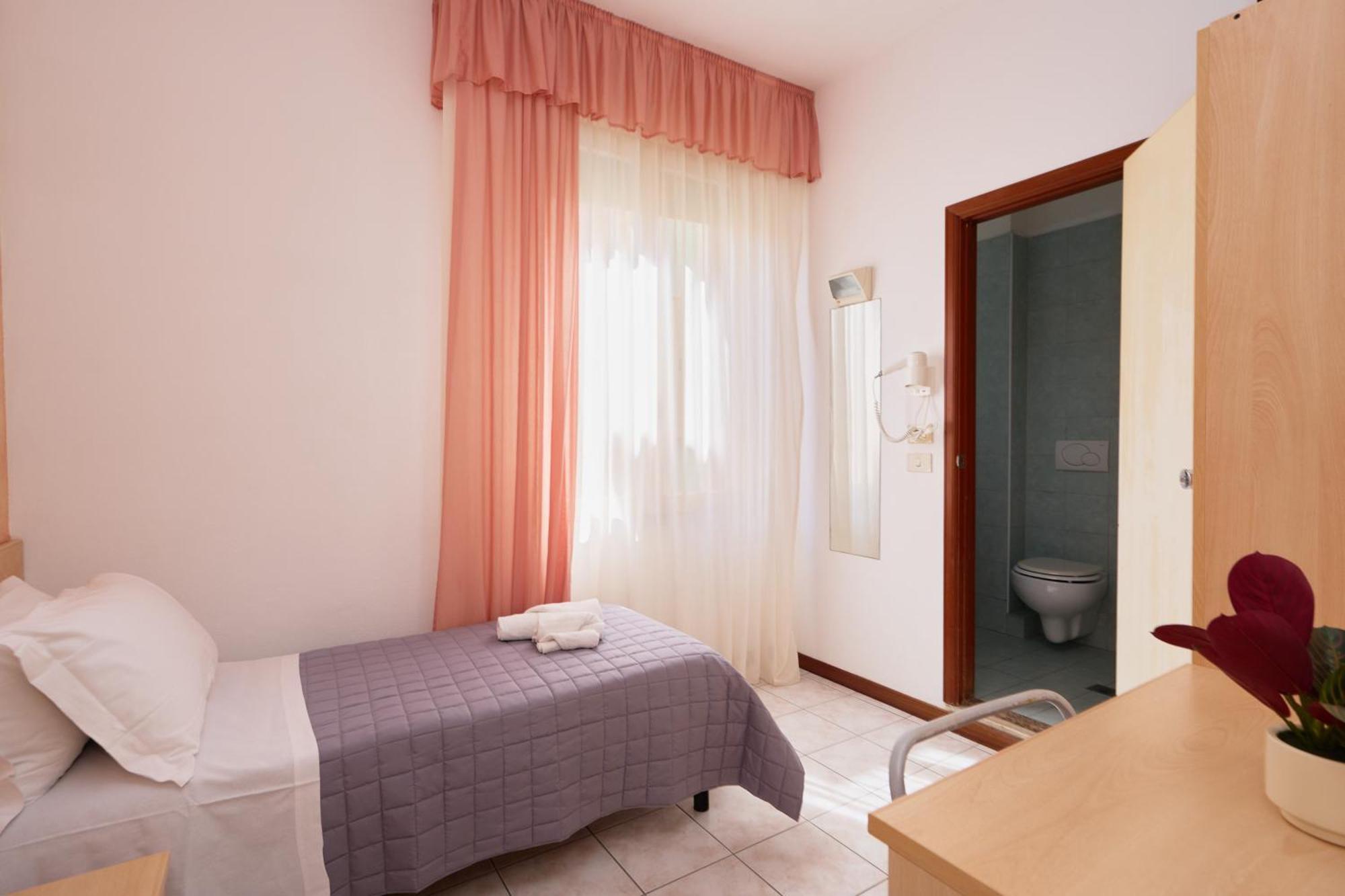 Hotel Jolanda Bellaria-Igea Marina Dış mekan fotoğraf