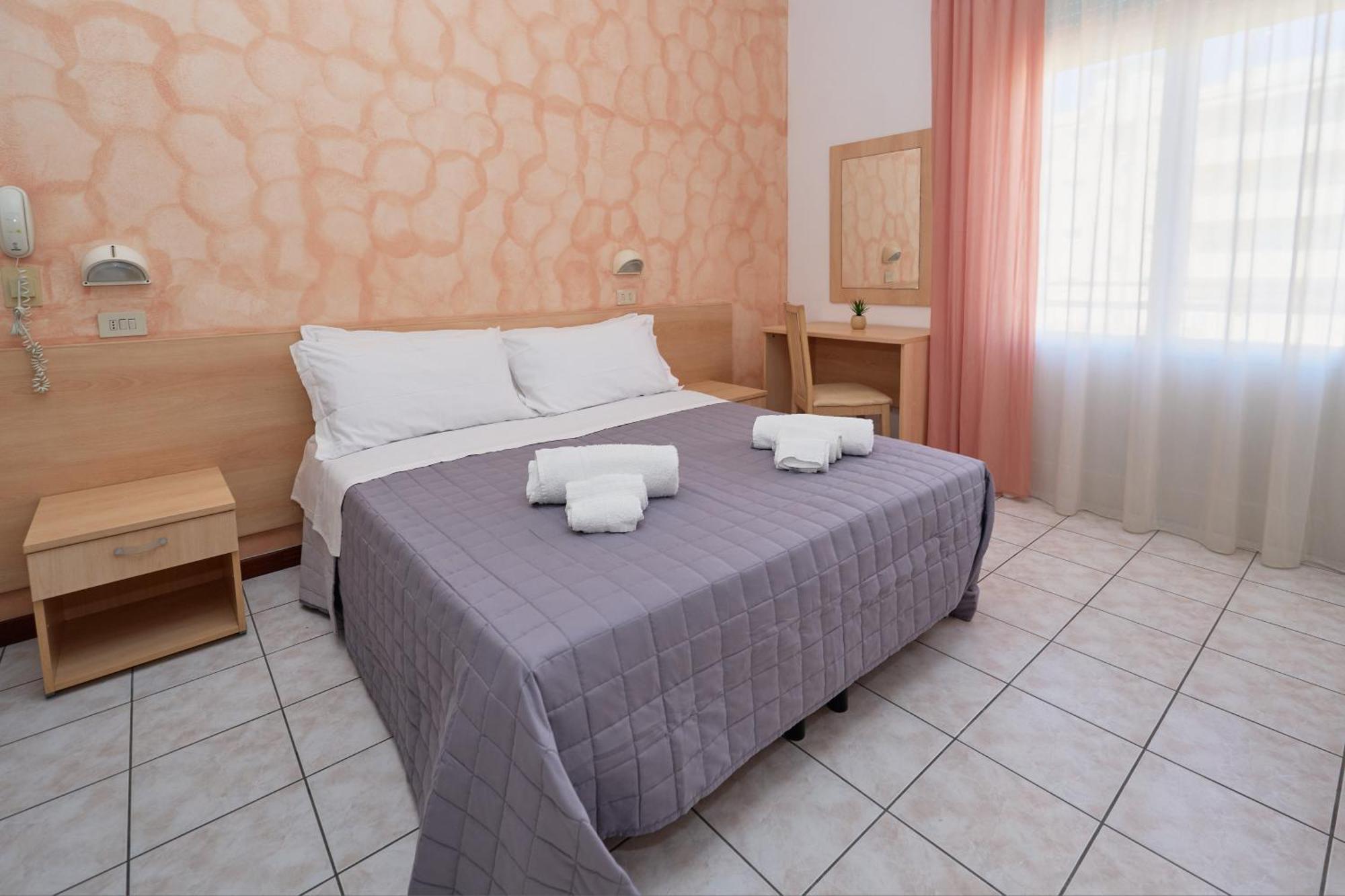 Hotel Jolanda Bellaria-Igea Marina Dış mekan fotoğraf