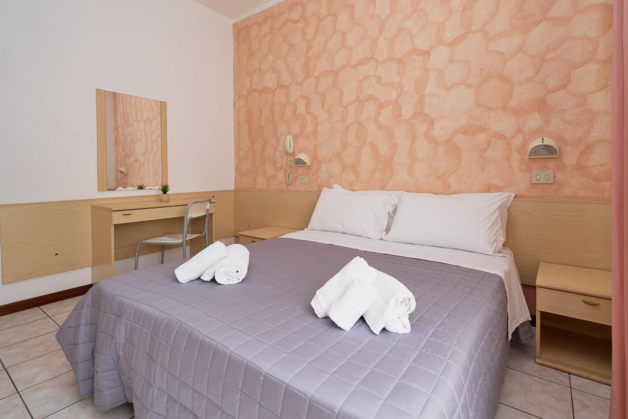 Hotel Jolanda Bellaria-Igea Marina Dış mekan fotoğraf