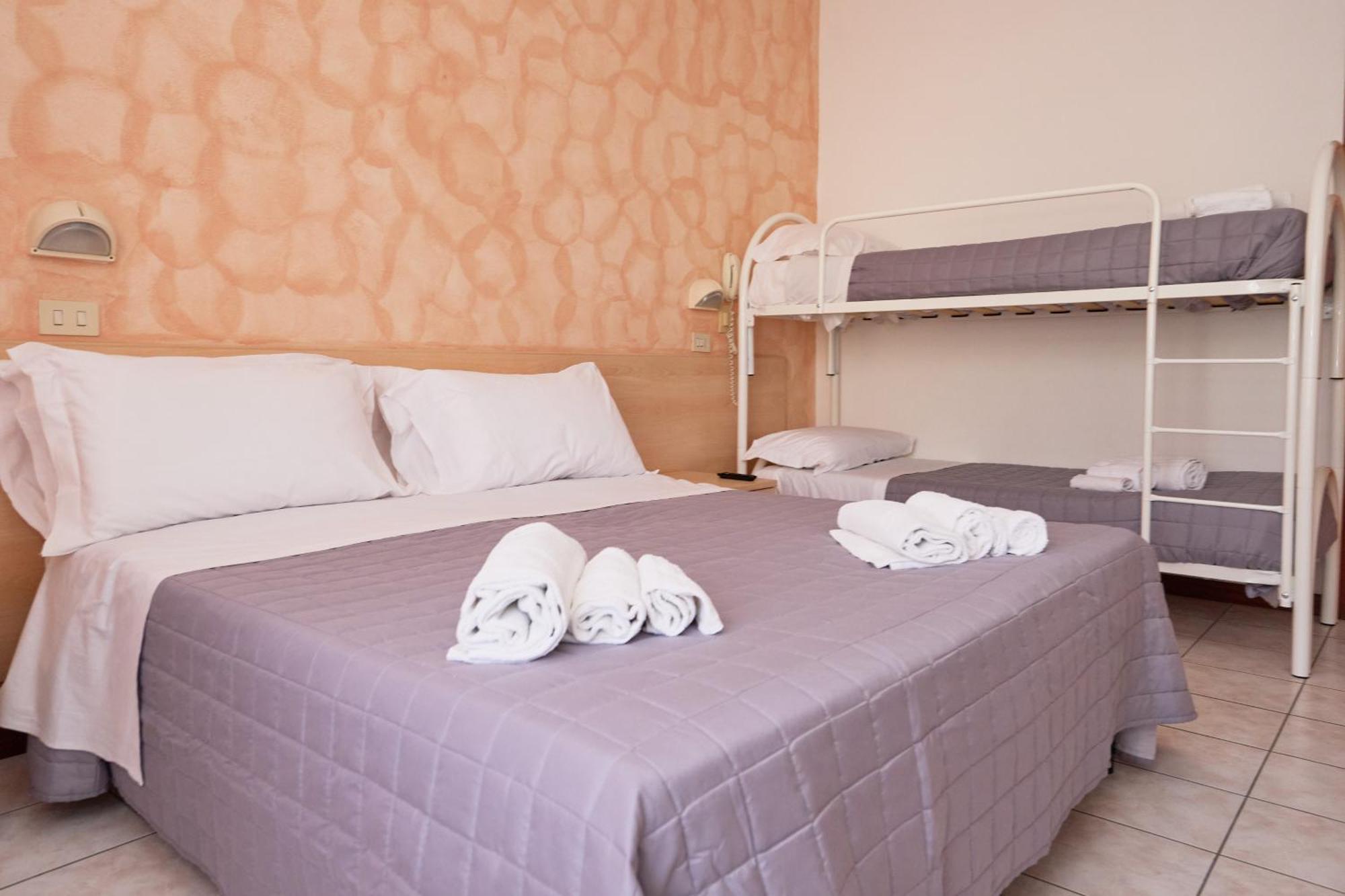 Hotel Jolanda Bellaria-Igea Marina Dış mekan fotoğraf